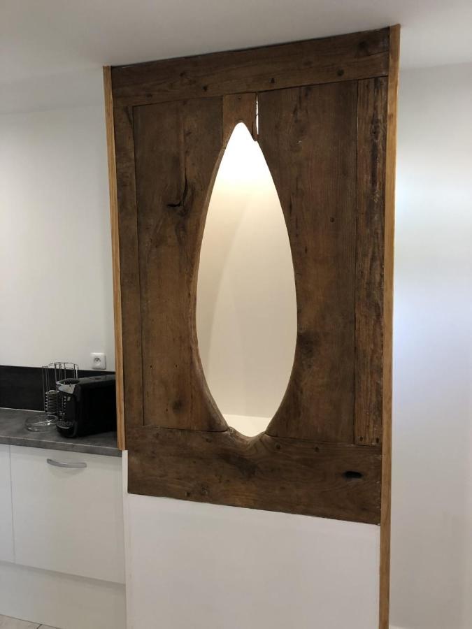 Les Vieille Tuiles Apartment